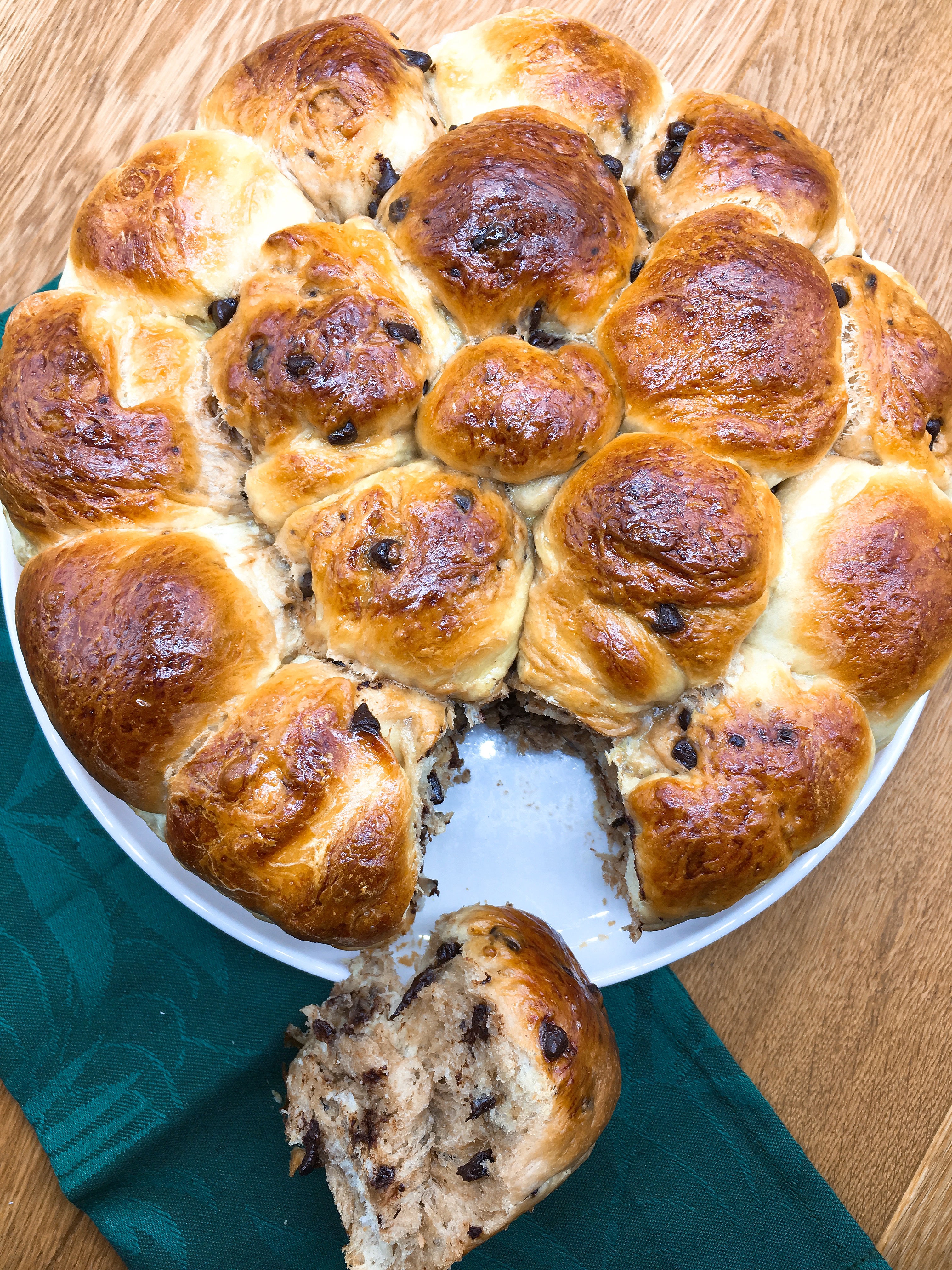 Brioche With Chocolate Chips Un Petit Oiseau Dans La Cuisine